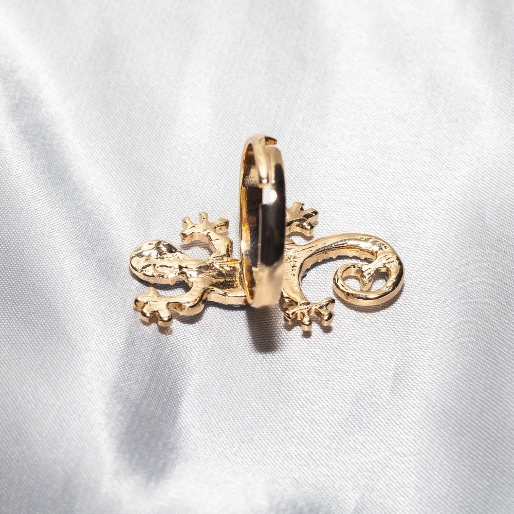 ✨Modcloth Leia Blue Rhinestone Lizard Ring - Picture 9 of 11